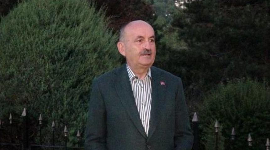 M&uuml;ezzinoğlu: Kamu Iş&ccedil;ilerinde Anlaşma Sağlandı, Imza Yarın Atılacak