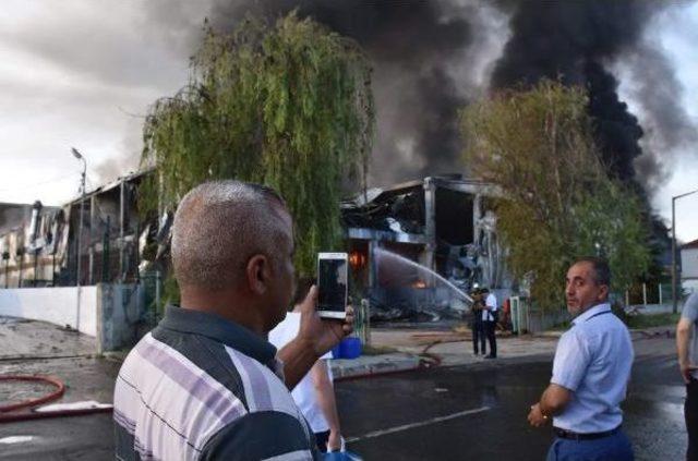 Çerkezköy'de Fabrika Yangını