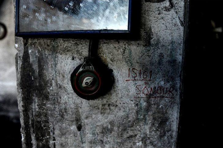 (özel Haber) Güneşe Çıkarak Serinliyorlar G1