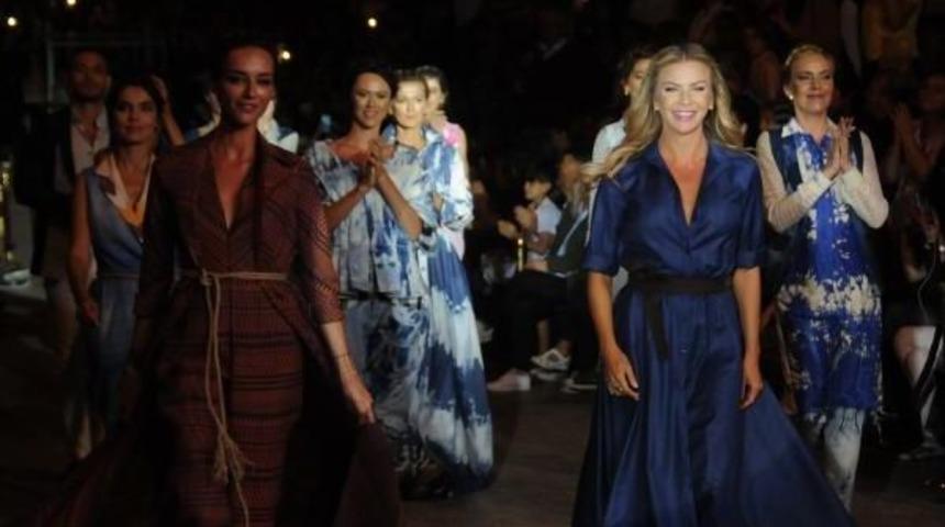 Tamzara Dokumasına İvana Sert Defileli Tanıtım