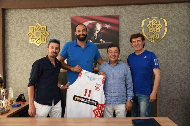 Karesispor Hazer Avcı Ve Alican Güney’i Renklerine Bağladı