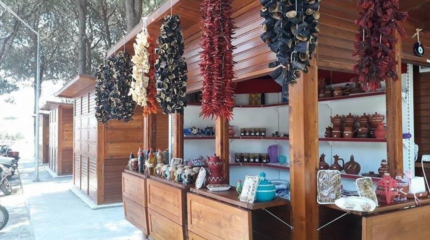 Buharkent&rsquo;te Satış Stantları Faaliyete Ge&ccedil;ti