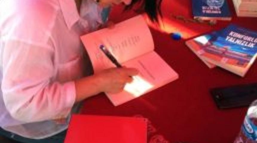 F&uuml;sun Menşure: "&ouml;yk&uuml;lerimin Konusunu Yaşanmış Olaylardan Aldım"