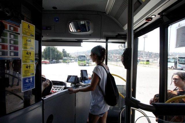 Bu Otob&uuml;s Hattı Kocaelileri D&uuml;nyaya Ulaştırıyor 1