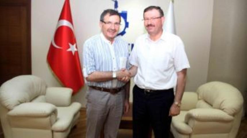 İlhan Bayram&rsquo;a Ziyaretler Devam Ediyor