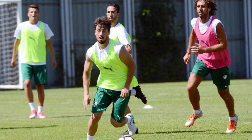 Bursaspor&rsquo;da Hazırlıklar S&uuml;r&uuml;yor