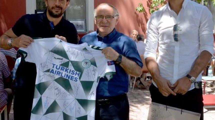 Kayseri Kocasinan Şimşekspor&rsquo;A Konyasporlu Ali Turan'dan Destek