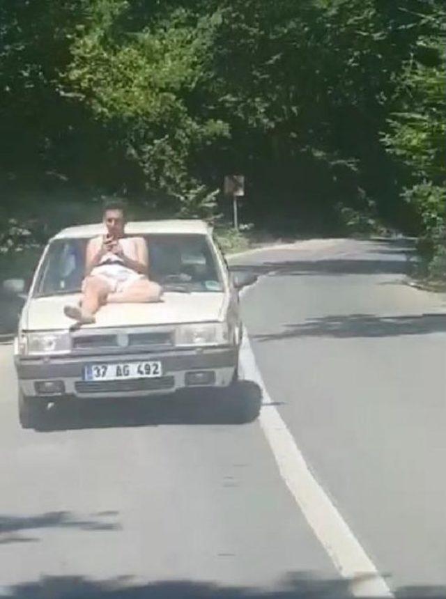 Otomobilin Üzerine Tehlikeli Yolculuk 2