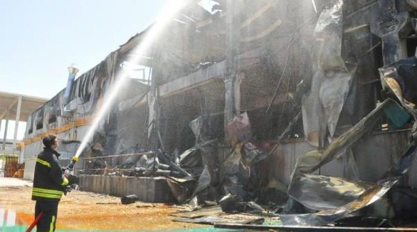 &Ccedil;erkezk&ouml;y'de Fabrika Yangını (3)
