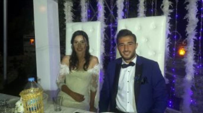 Futbolcu Enes Basketbolcu Emel İle Hayatını Birleştirdi