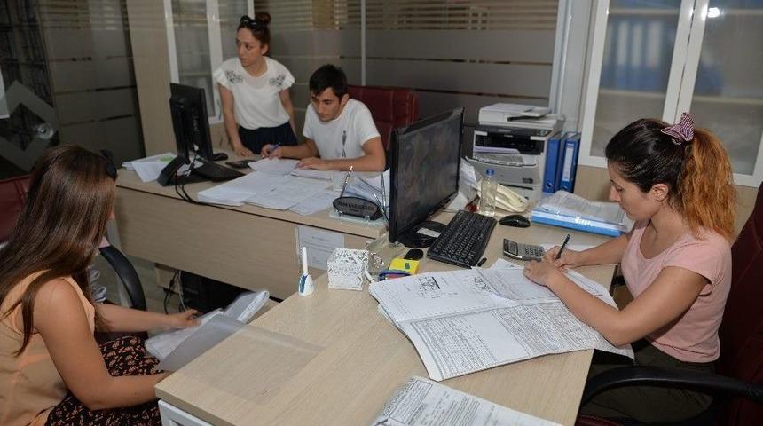 Altıeyl&uuml;l&rsquo;de Ruhsat Mesaisi