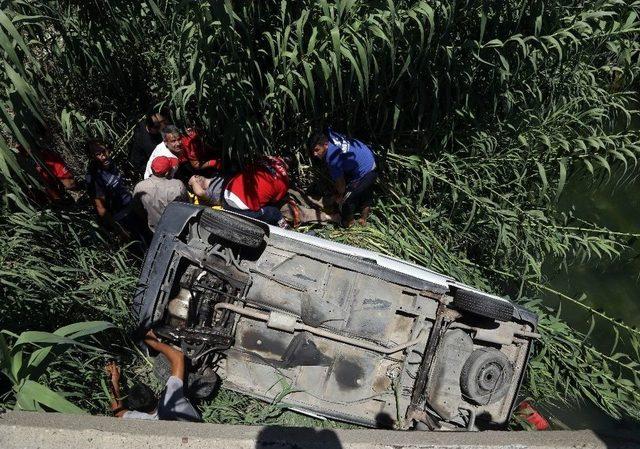 Adana’da Trafik Kazası: 3 Yaralı