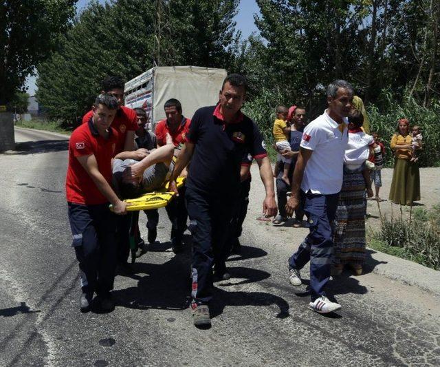 Adana’da Trafik Kazası: 3 Yaralı