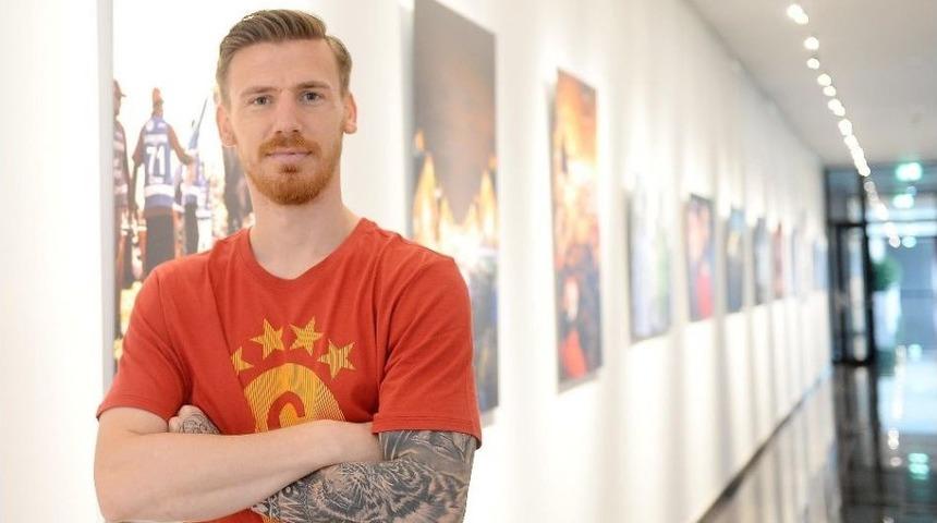 Serdar Aziz: &ldquo;3 Kulvarda Da Şampiyon Olacak G&uuml;c&uuml;m&uuml;z Var"