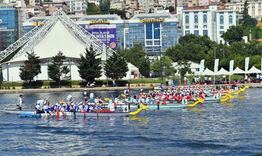 Hali&ccedil; Dragon Bot Yarışları Kıyasıya M&uuml;cadelelere Sahne Oldu