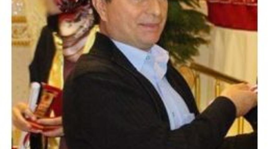 &Ouml;ğretim G&ouml;revlisi İle Eşi Kazada &Ouml;ld&uuml;