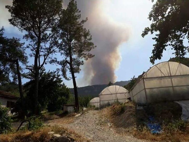 Kaş’taki Orman Yangını Sürüyor G3