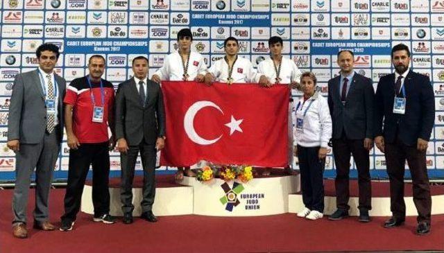 Judoda Ümit Milli Takım, Avrupa Şampiyonası'nı 2 Altın, 2 Bronz Madalya Ile Tamamladı