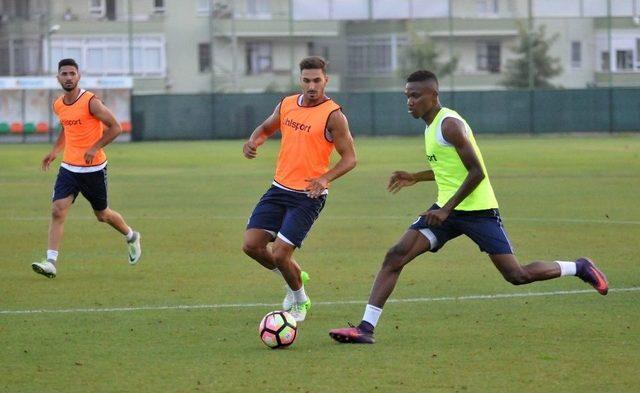 Alanyaspor’da Yeni Sezon Hazırlıkları Sürüyor