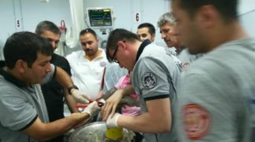 Suriye Uyruklu Kadın Parmaklarını Kıyma Makinesine Kaptırdı