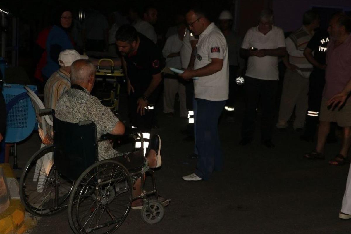 Manisa&rsquo;da Huzurevinde Yangın Paniği