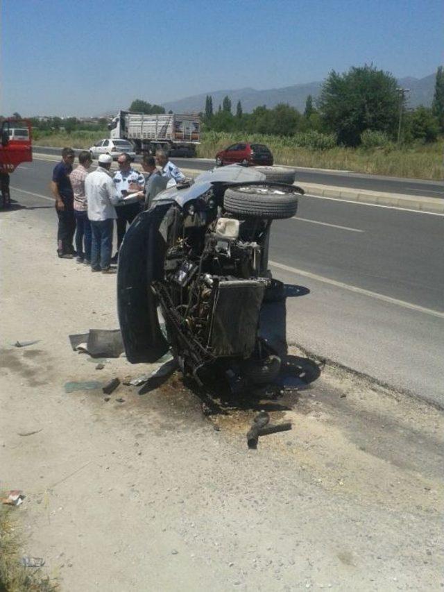 Hamile Sürücü Kaza Ağır Yaralandı