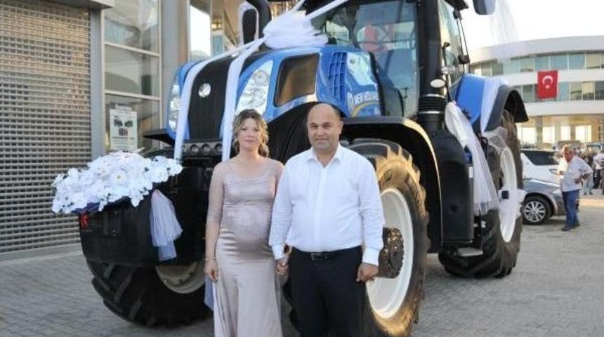 Dev Trakt&ouml;r, Gelin Arabası