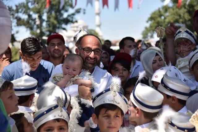 Kartepe’de 161 Çocuk Sünnet Oldu