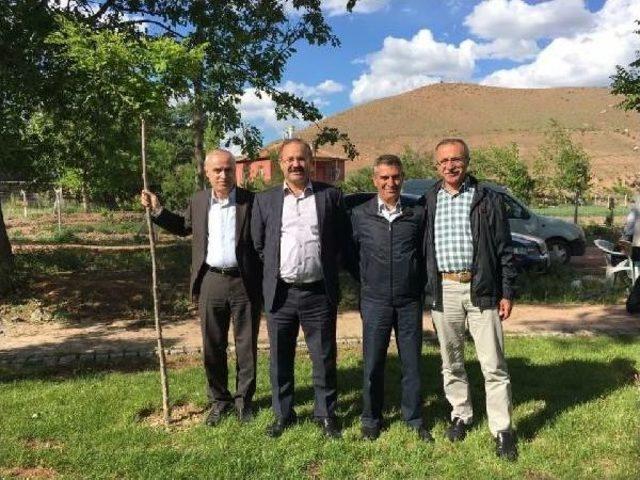 Meslek Lisesi Mezunları 37 Yıl Sonra Buluştu