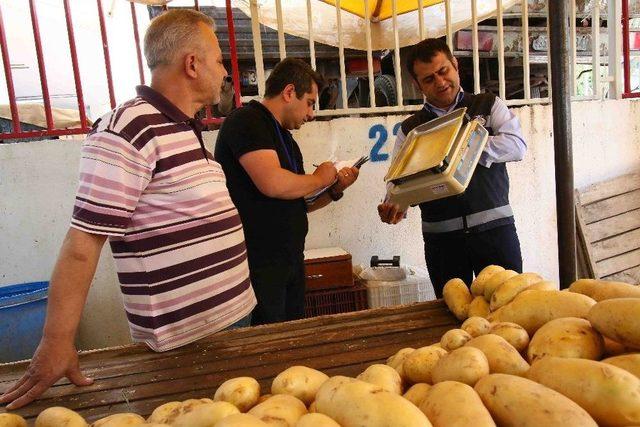 Bayraklı&rsquo;da Hem Esnaf Hem Vatandaş Memnun 1