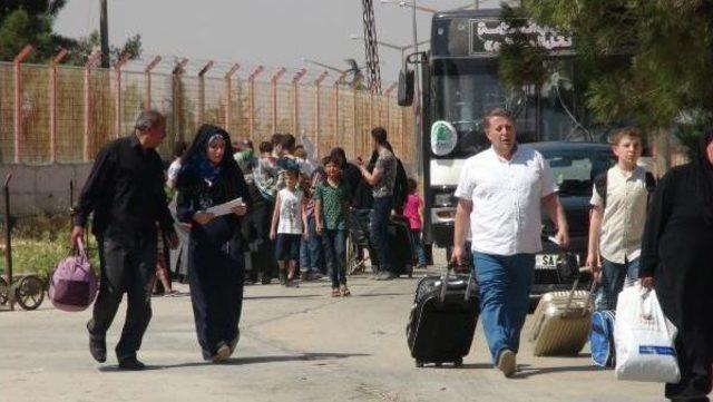 Bayramlaşmaya Giden Suriyeliler'den 16 Bini Türkiye'ye Döndü