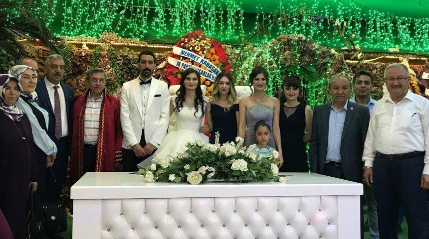 Başkan &Ccedil;etin Nikah Ve İş Yeri A&ccedil;ılışlarına Katıldı