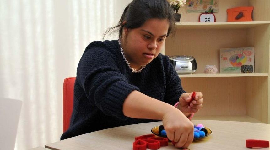 Yenimahalle’de Engeller Eğitimle Aşılıyor