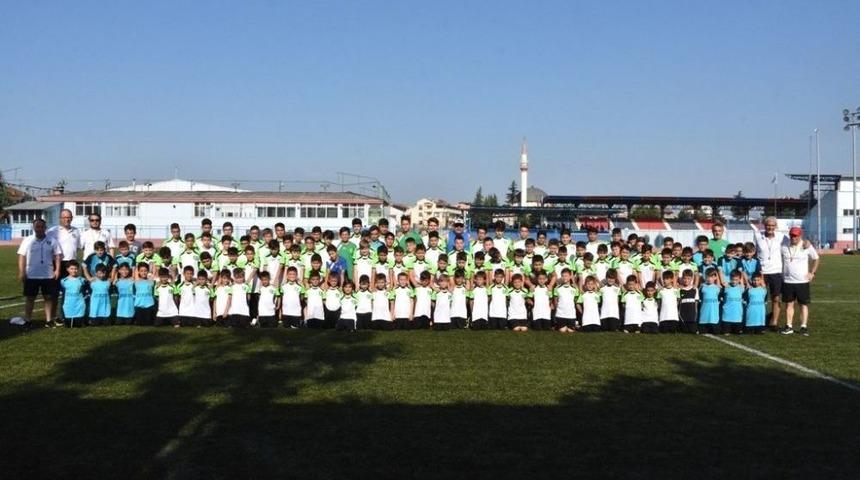 D&uuml;zce&rsquo;de Sporcu Ordusu Yetişiyor