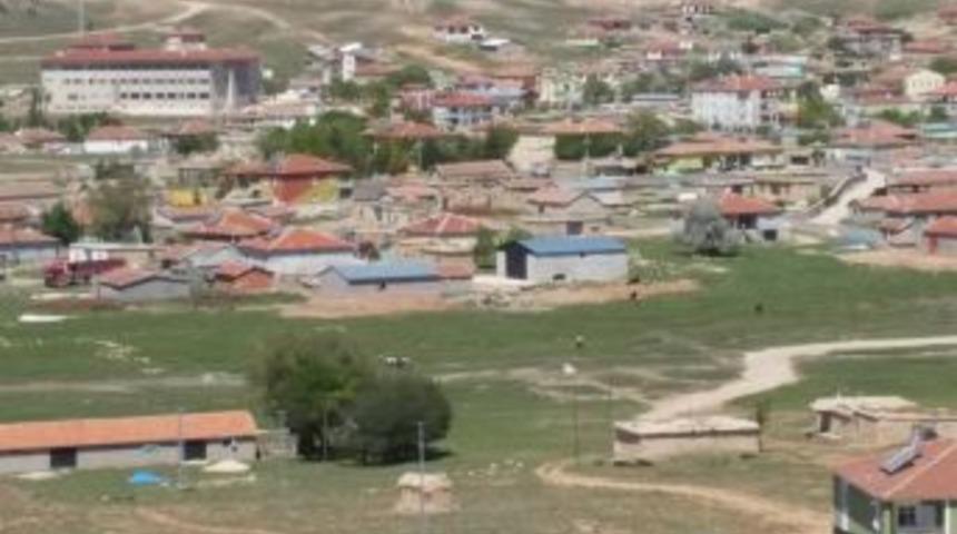 Cihanbeyli&rsquo;ye Bağlanmak İ&ccedil;in Referanduma Gittiler