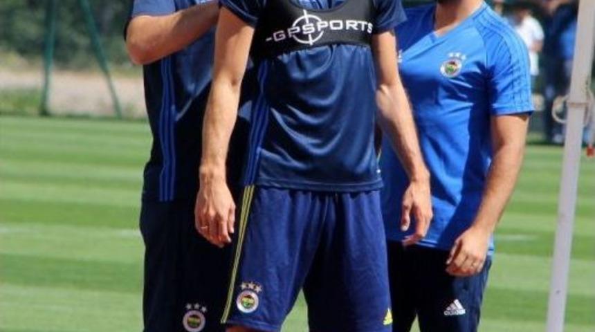 Fenerbah&ccedil;e&rsquo;de Hazırlıklar Devam Ediyor
