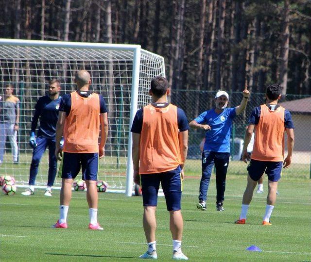 Fenerbahçe’de Hazırlıklar Devam Ediyor