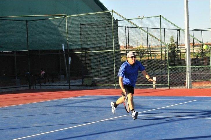 “senior Hafta Sonu Tenis Turnuvası Tamamlandı G5