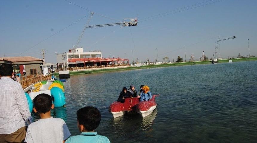 Şanlıurfalılar Hafta Sonu Sosyal Tesislere Akın Etti