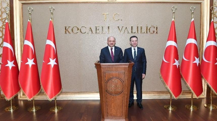 Bakan Fikri Işık&rsquo;tan, Vali H&uuml;seyin Aksoy&rsquo;a Ziyaret