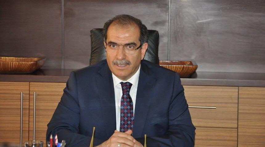 Uşak&rsquo;ın Yeni Valisi Salim Demir G&ouml;reve Başladı