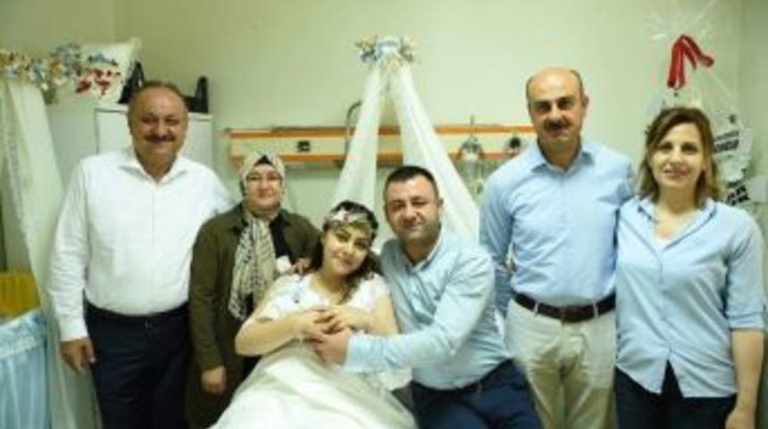 Kastamonu Belediye Başkanı Tahsin Babaş&rsquo;ın Torunu Oldu