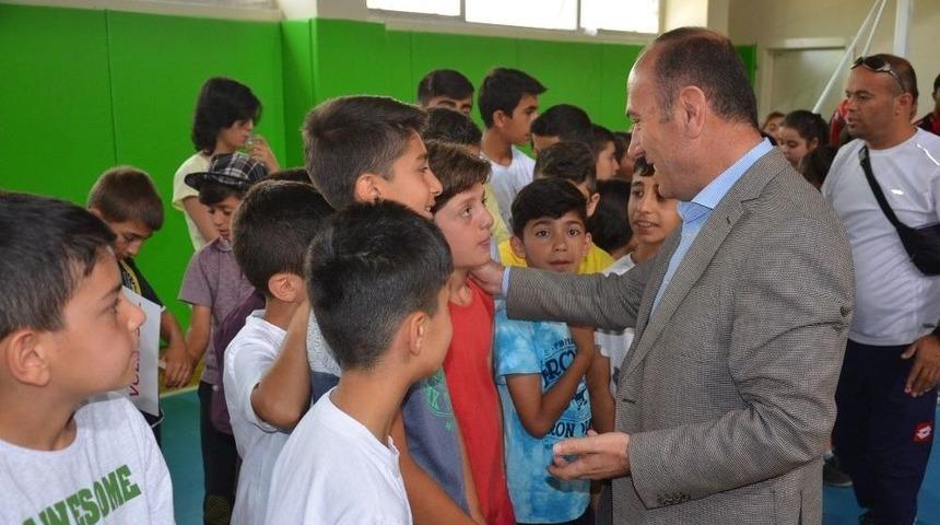 Y&uuml;ksekova&rsquo;da Yaz Spor Okulları A&ccedil;ıldı