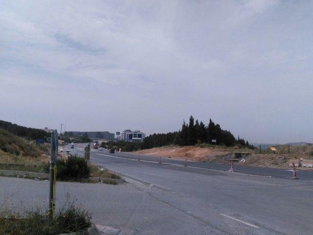 &Ccedil;ayırova &Ouml;zg&uuml;rl&uuml;k Caddesi Yenileniyor 1