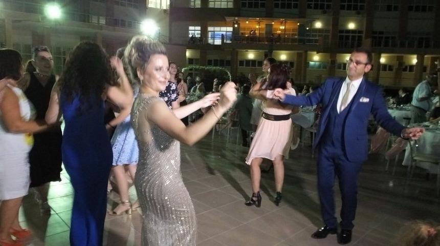 Burhaniye&rsquo; De M&uuml;d&uuml;r Oğuzhan İlban&rsquo;ın Mutlu G&uuml;n&uuml;