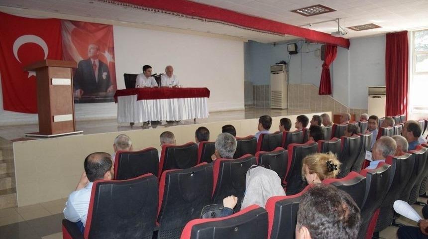 Reşadiye&rsquo;de Sorunlar Halk G&uuml;n&uuml; Toplantısında Dinleniyor