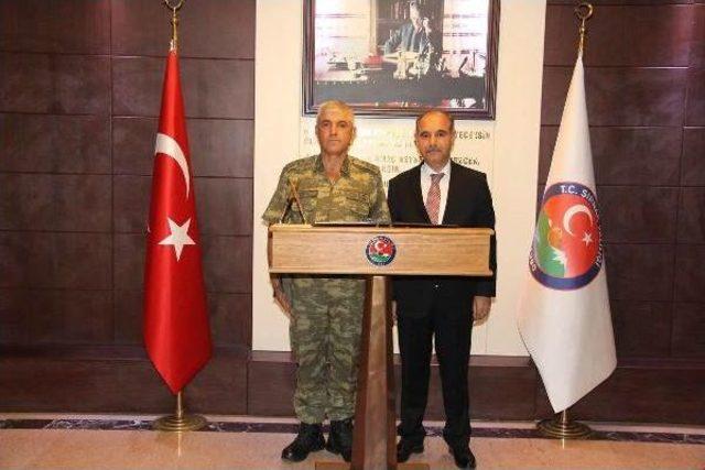 Korgeneral &Ccedil;etin, Saldırıya Uğrayan G&uuml;venlik Korucularını Ziyaret Etti 3