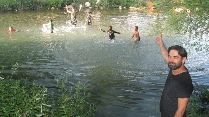 Aşırı Sıcakların Bunalttığı Arabanlılar Akarsulara Akın Etti