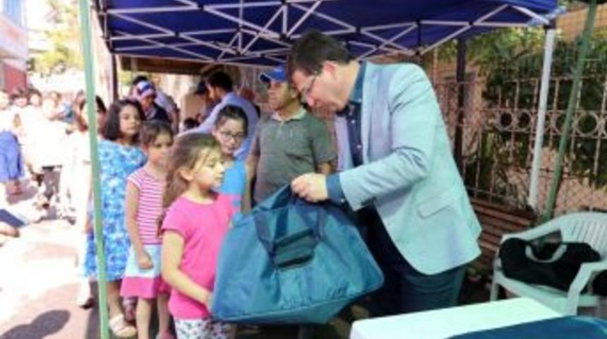 Merkezefendili &Ccedil;ocuklar Kula&ccedil; Atmaya Başladı