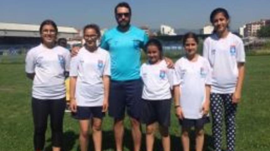 Develi Belediye Spor Kul&uuml;b&uuml; Snowboard Sporcuları Kayak Federasyonunun Kampında